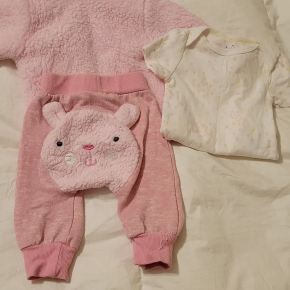 Baby girl warm 3 Piece outfit - Picture 2 of 7